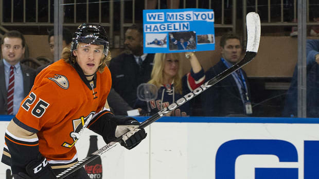 carl-hagelin-rangers-ducks-return-msg.jpg